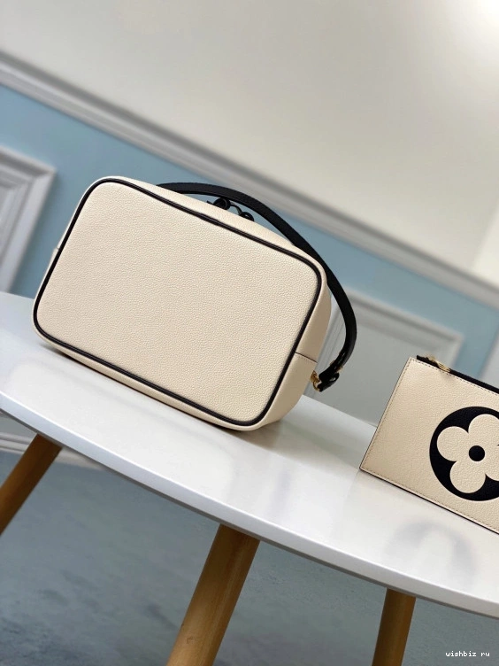 WIS LOUIS VUITTON NÉONOÉ 0107